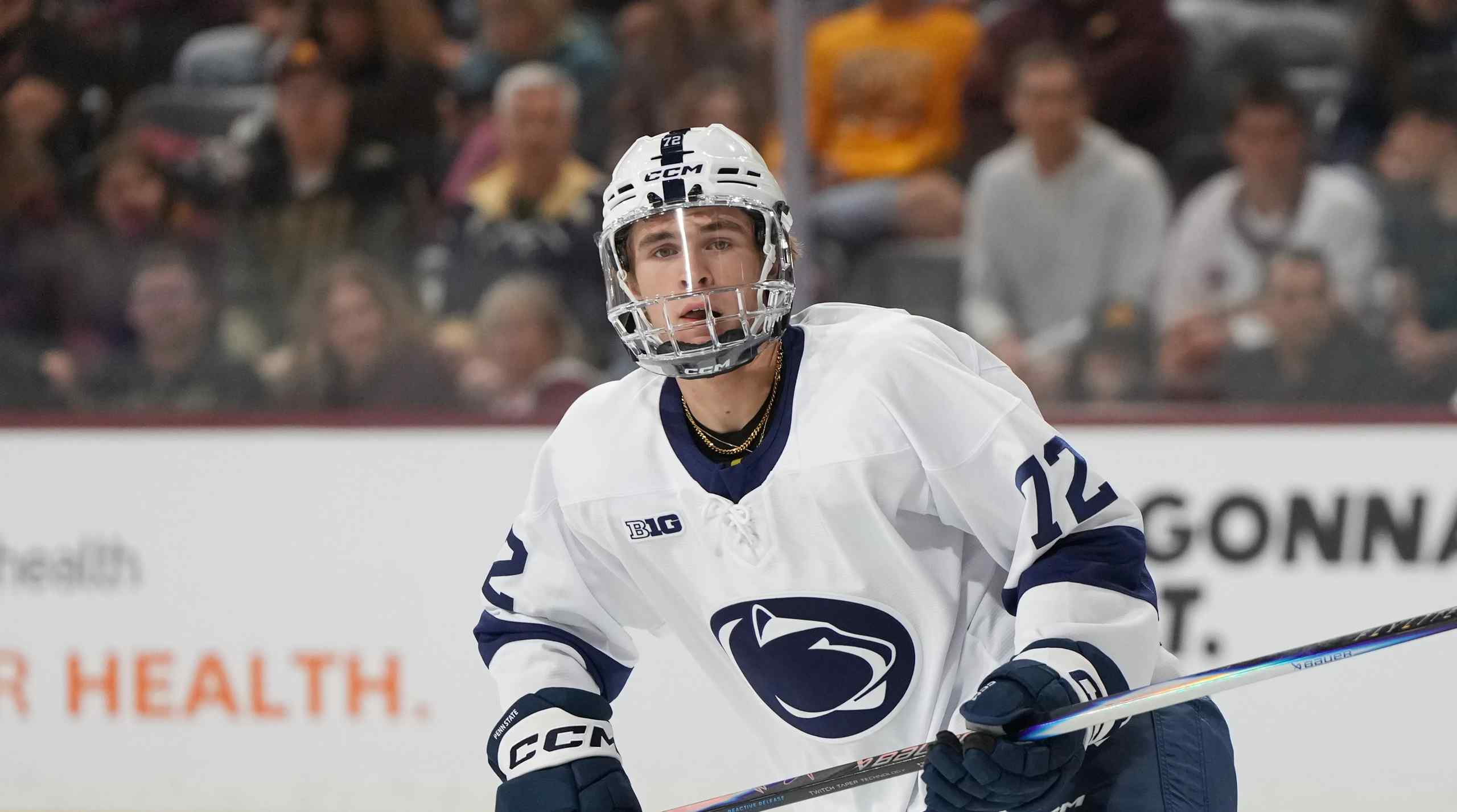 Gavin McKenna playing for Penn.