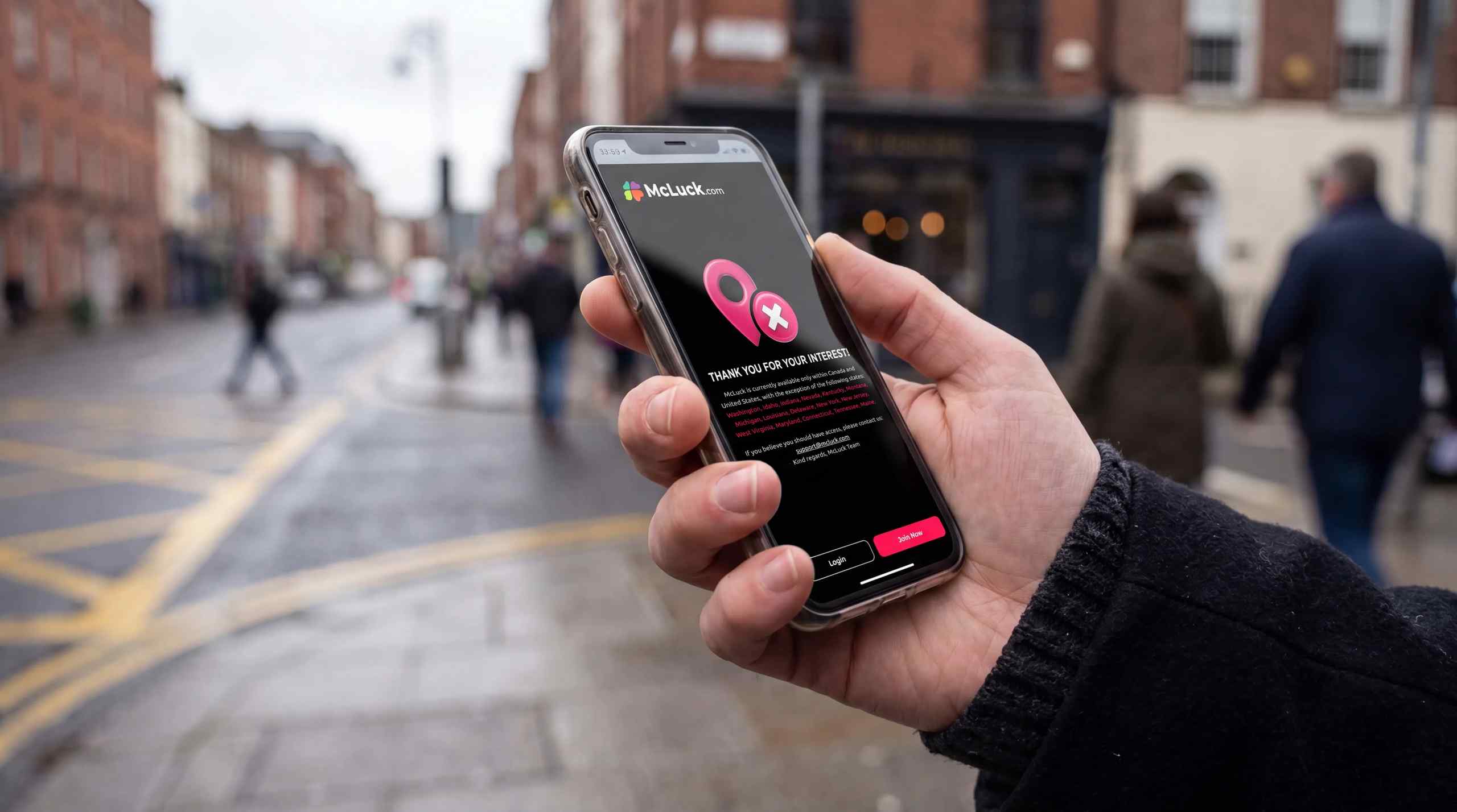 A message on a phone about geolocation.