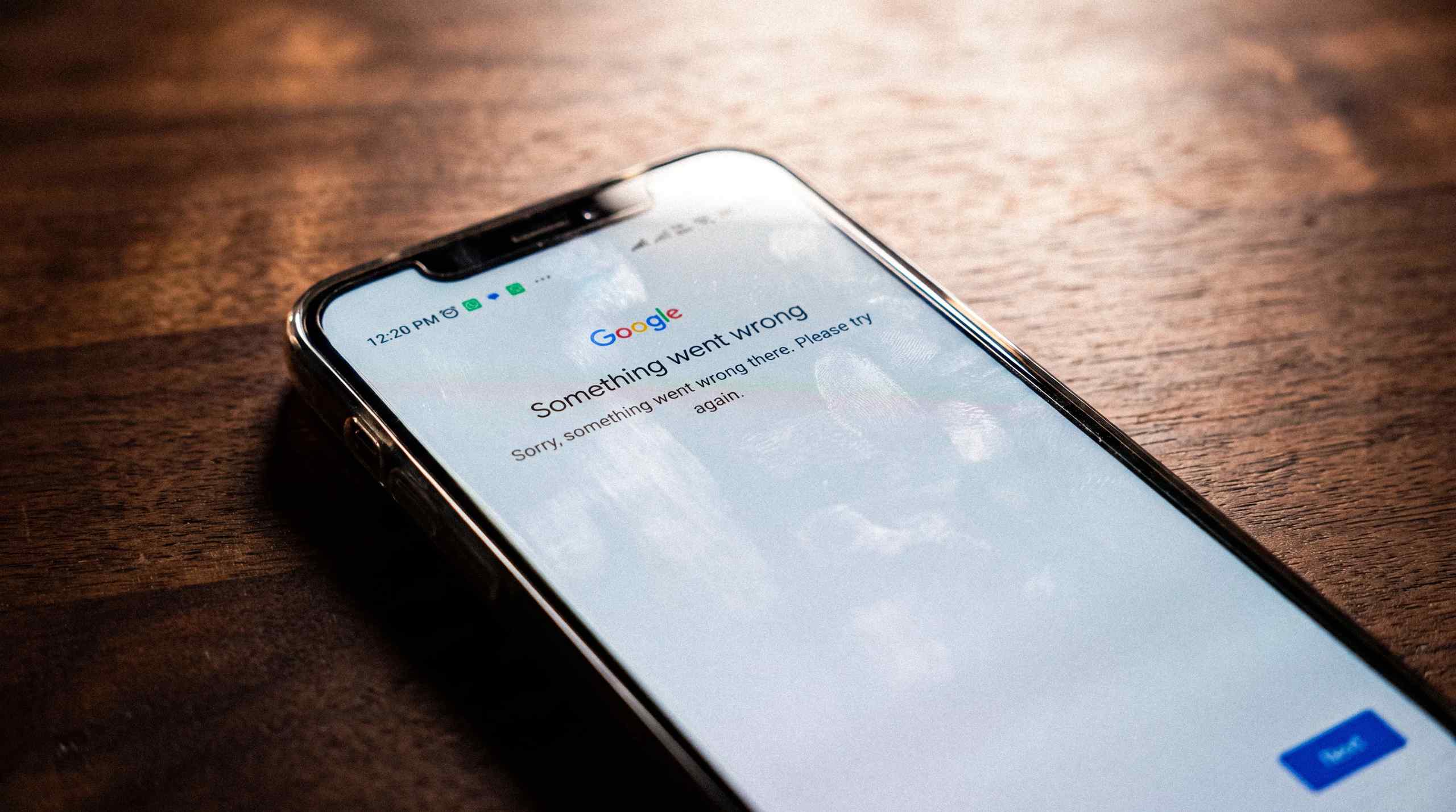 A google log-in giving an error message on a mobile device.