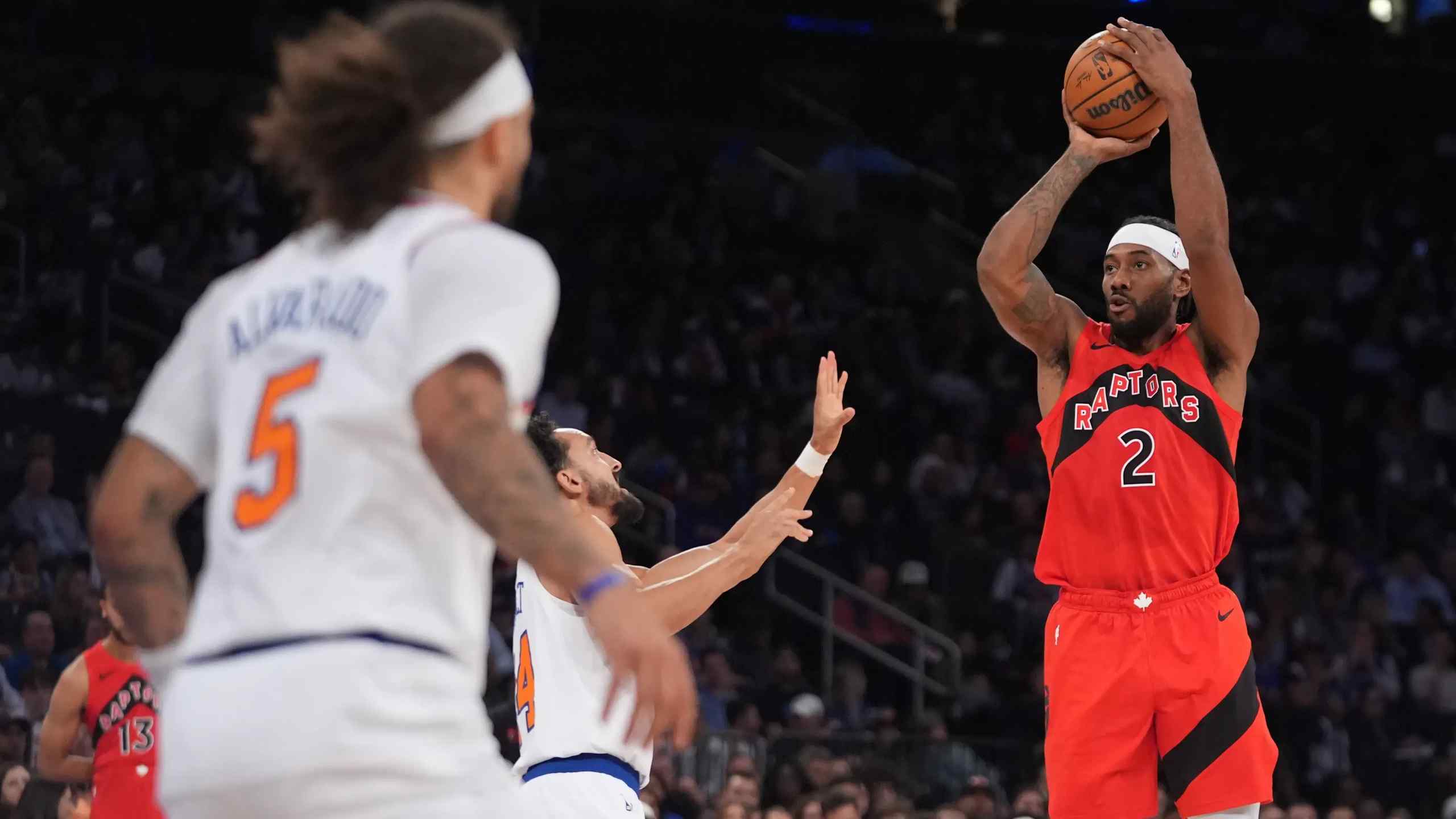 Kawhi Leonard playing for the Toronto Rapters