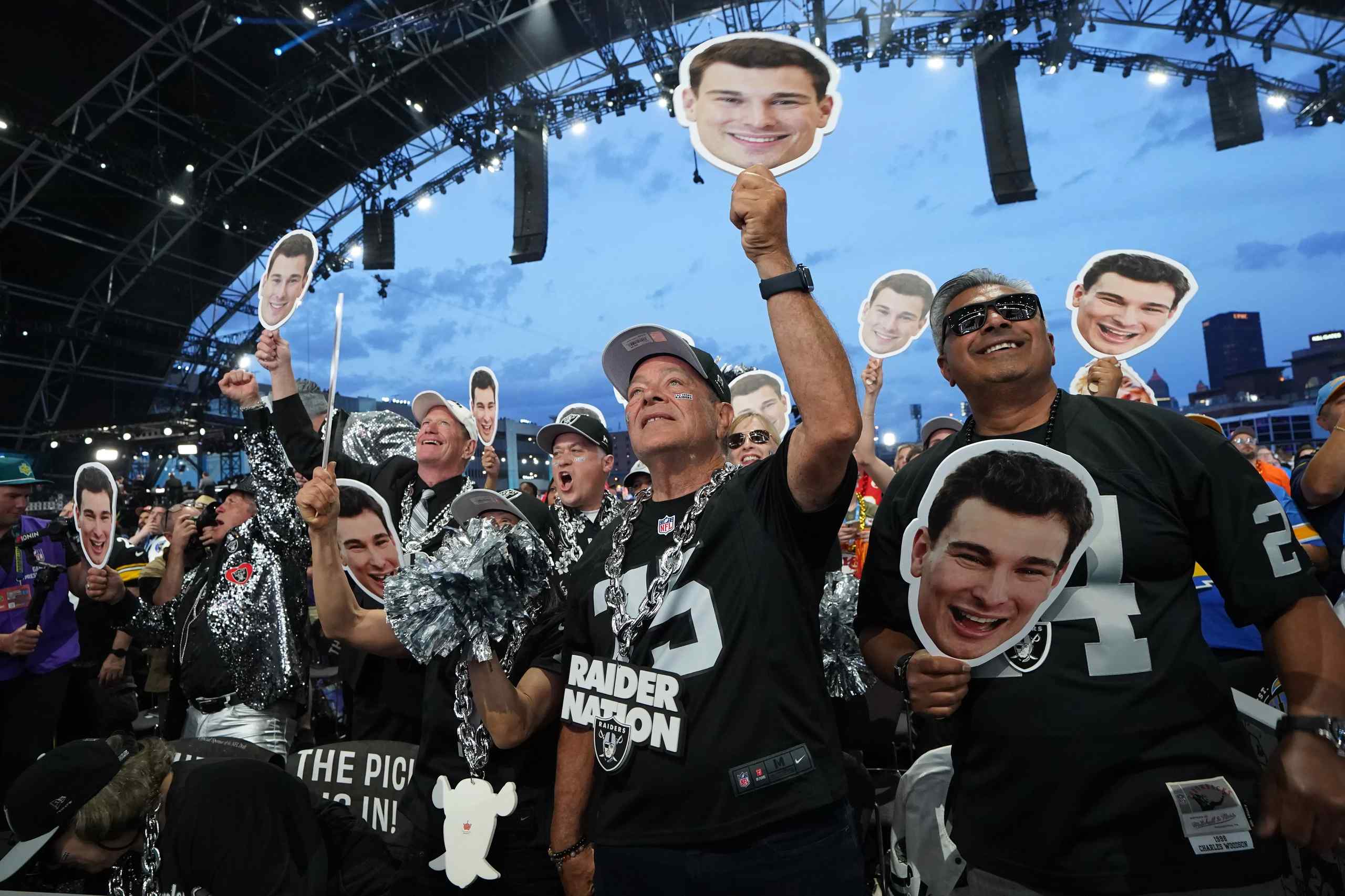 Raiders fans at the 2026 draft cheering on Fernando Mendoza.