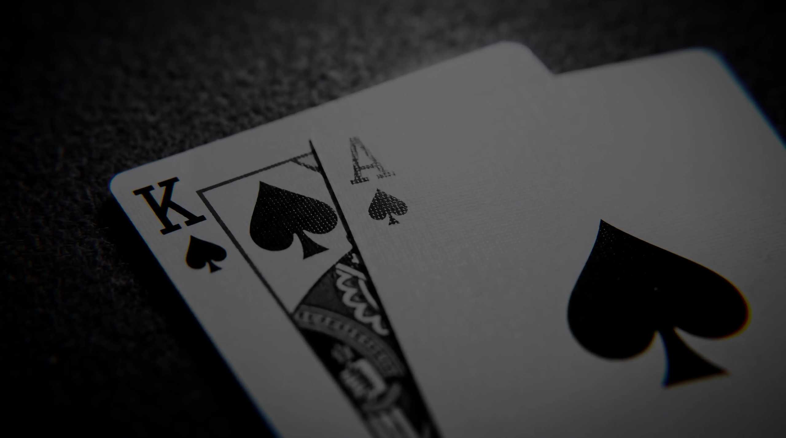 Blackjack Perfect Pairs: Side Bets, Odds, and Strategy